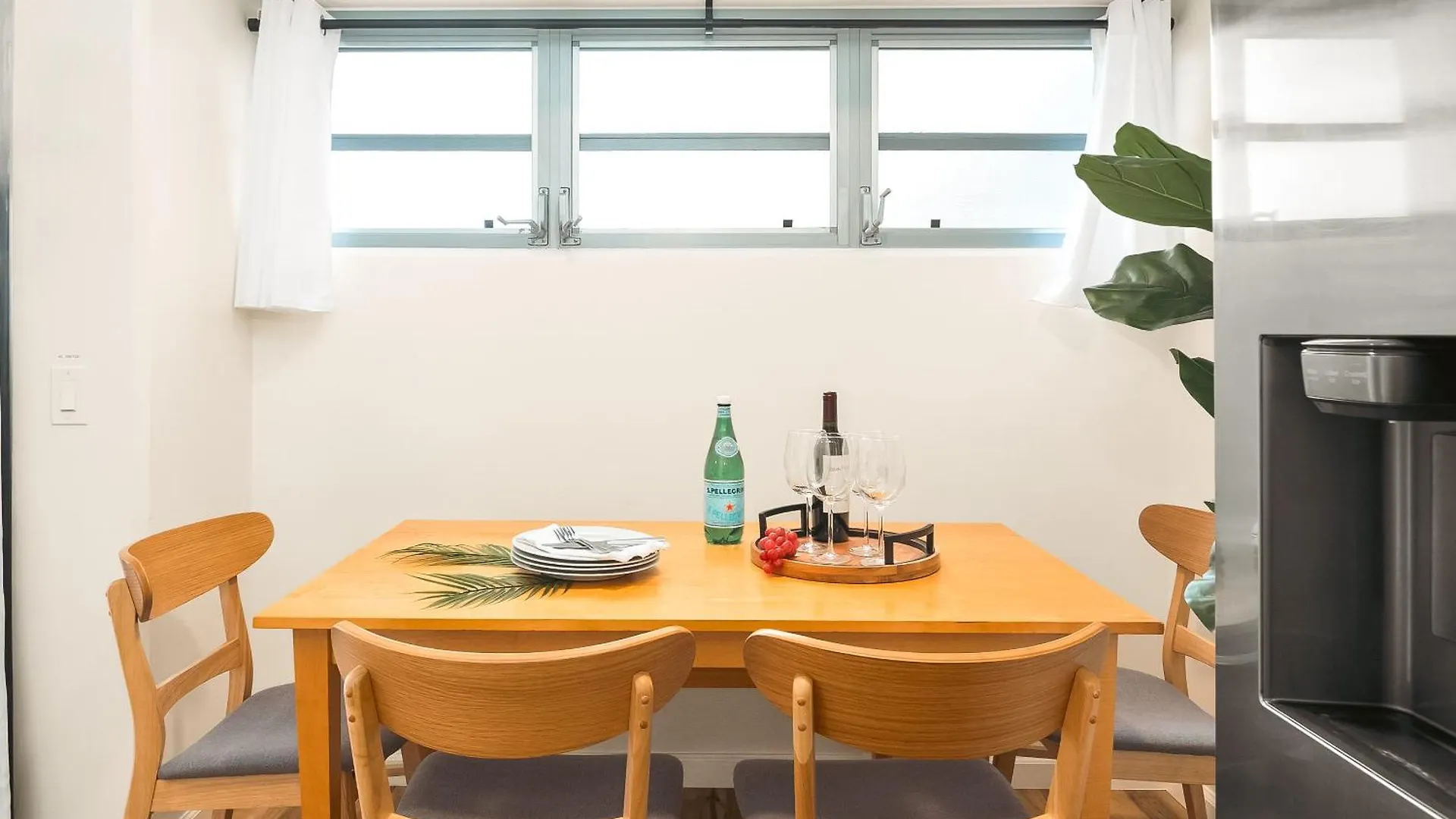 2Br-2Ba Close To Waikiki Beach With Free Parking! Honolulu 0*,  United States
